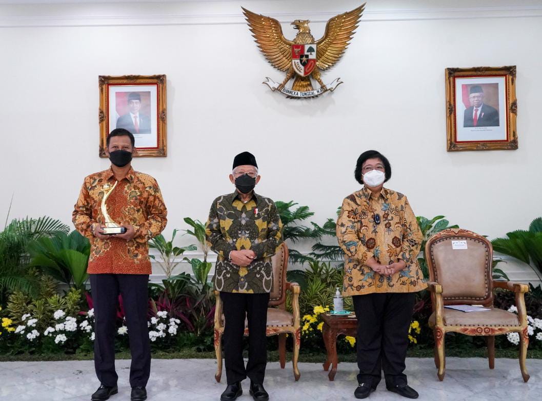 ADARO UTAMA