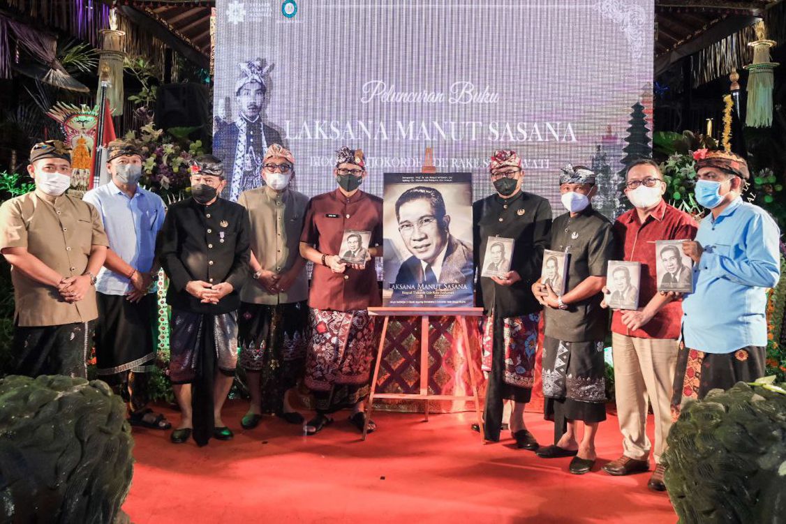 BUKU LAKSAMANA MANUT SASANA UTAMA