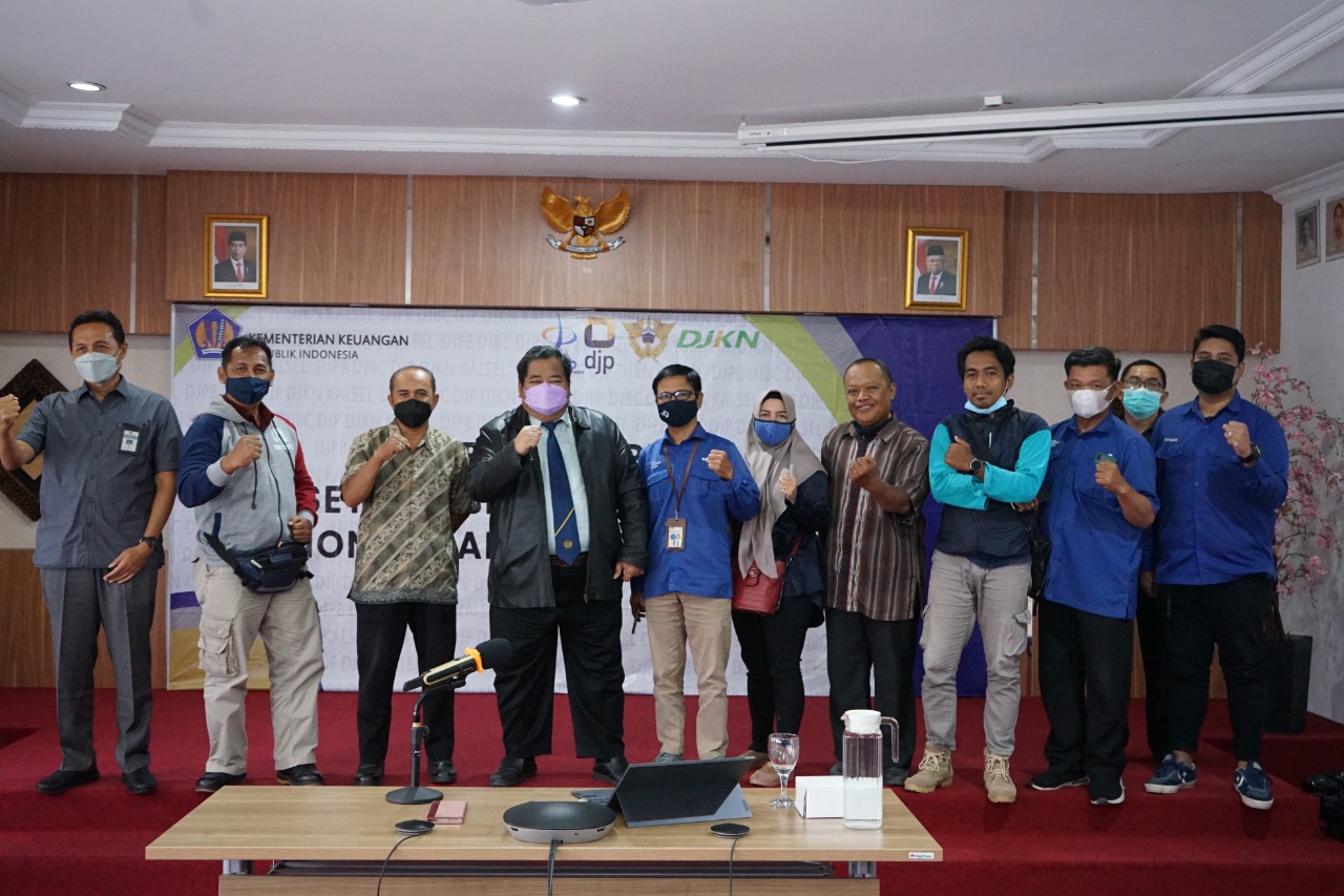 SULAIMANSYAH BERSAMA WARTAWAN
