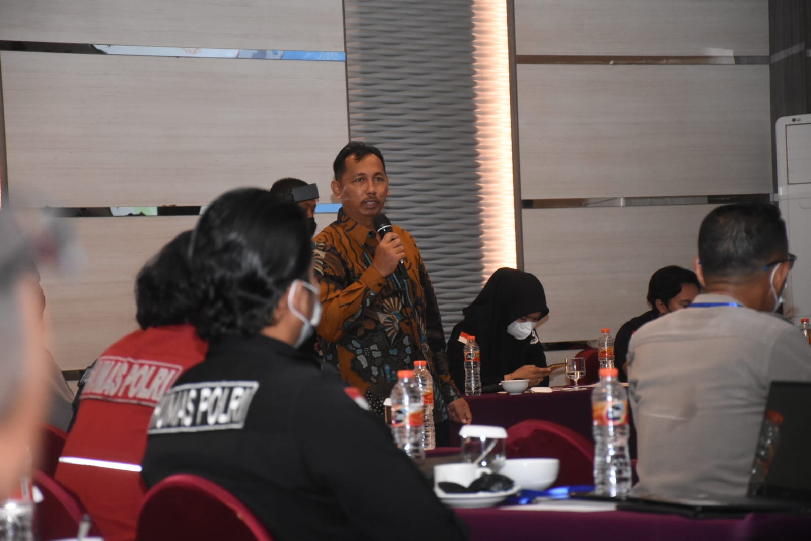 PEMBICARA SEMINAR POLDA KALSEL