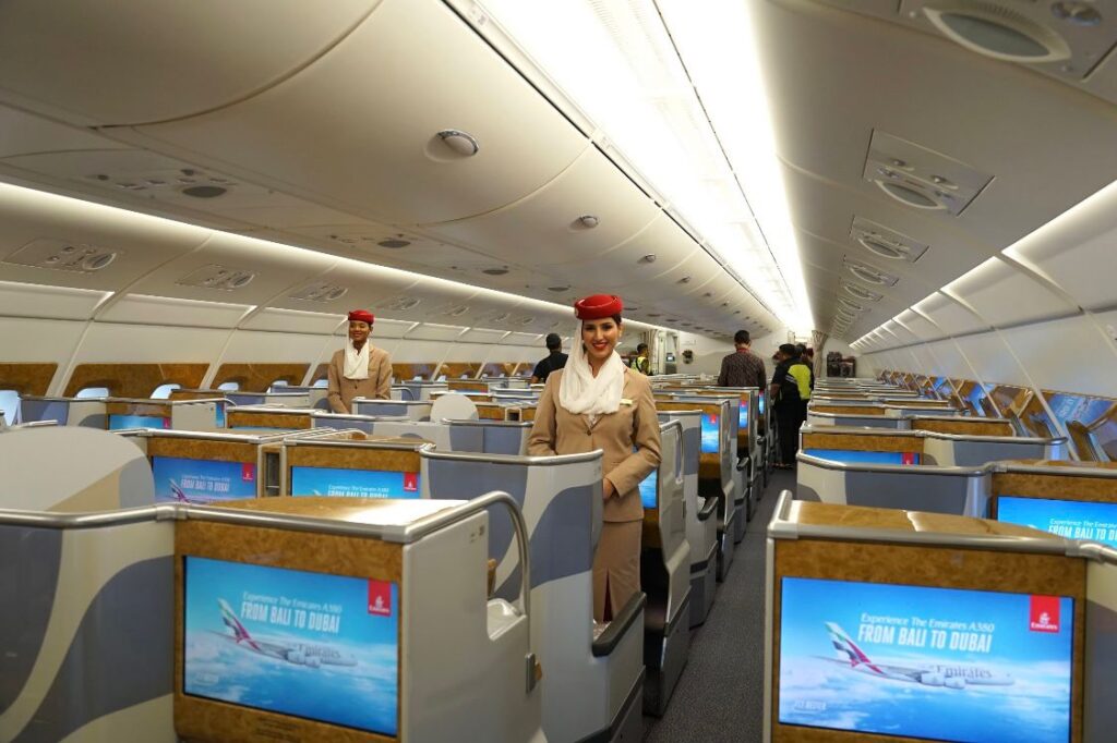 AIR BUS 300