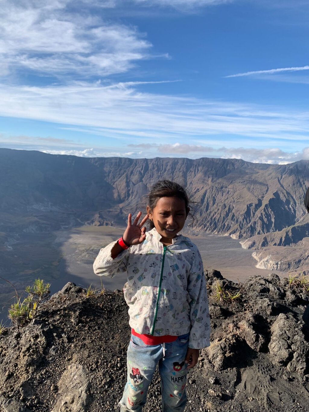 PENDAKI CILIK TAMBORA