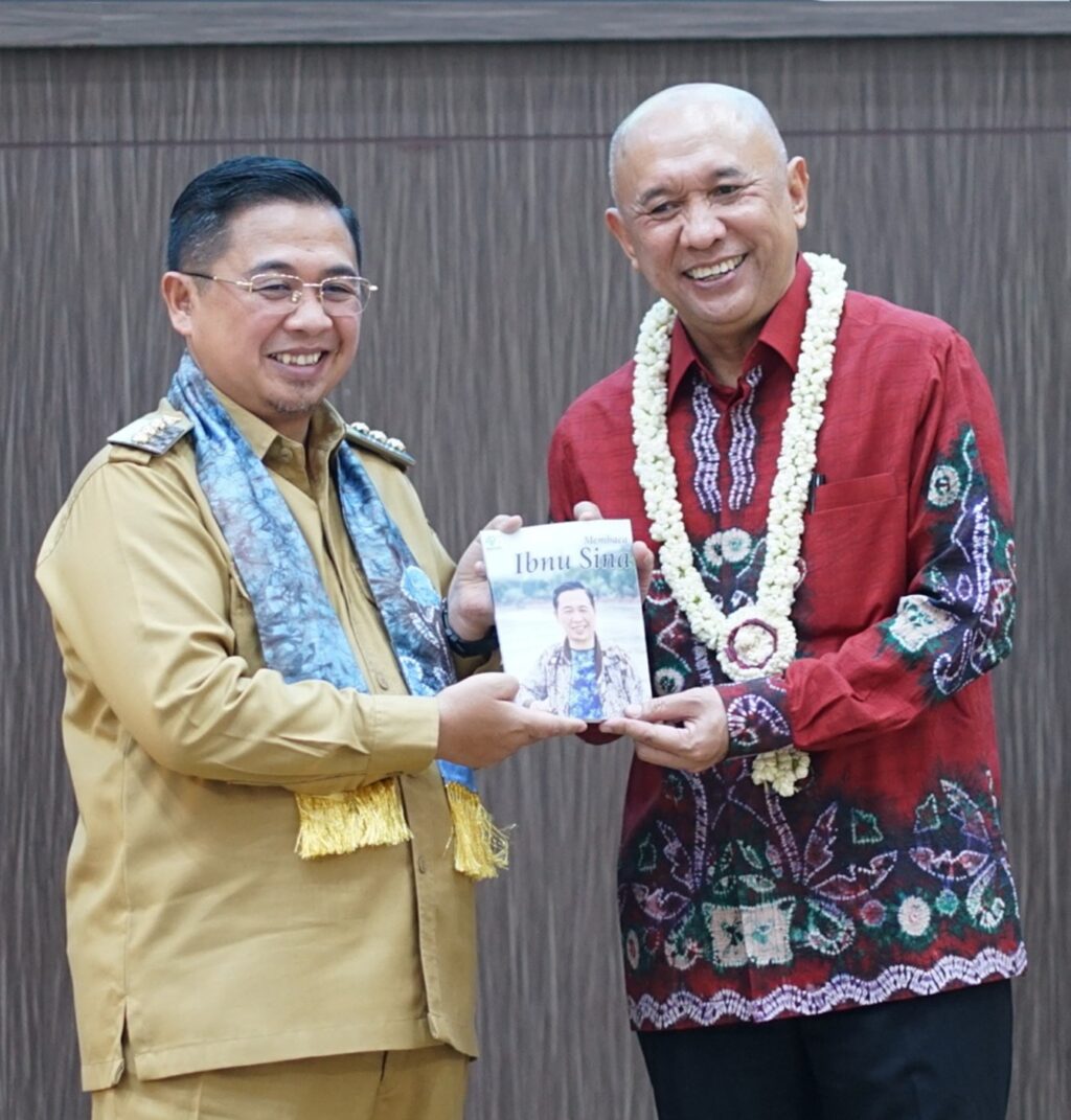 BERSAMA TETEN MASDUKI