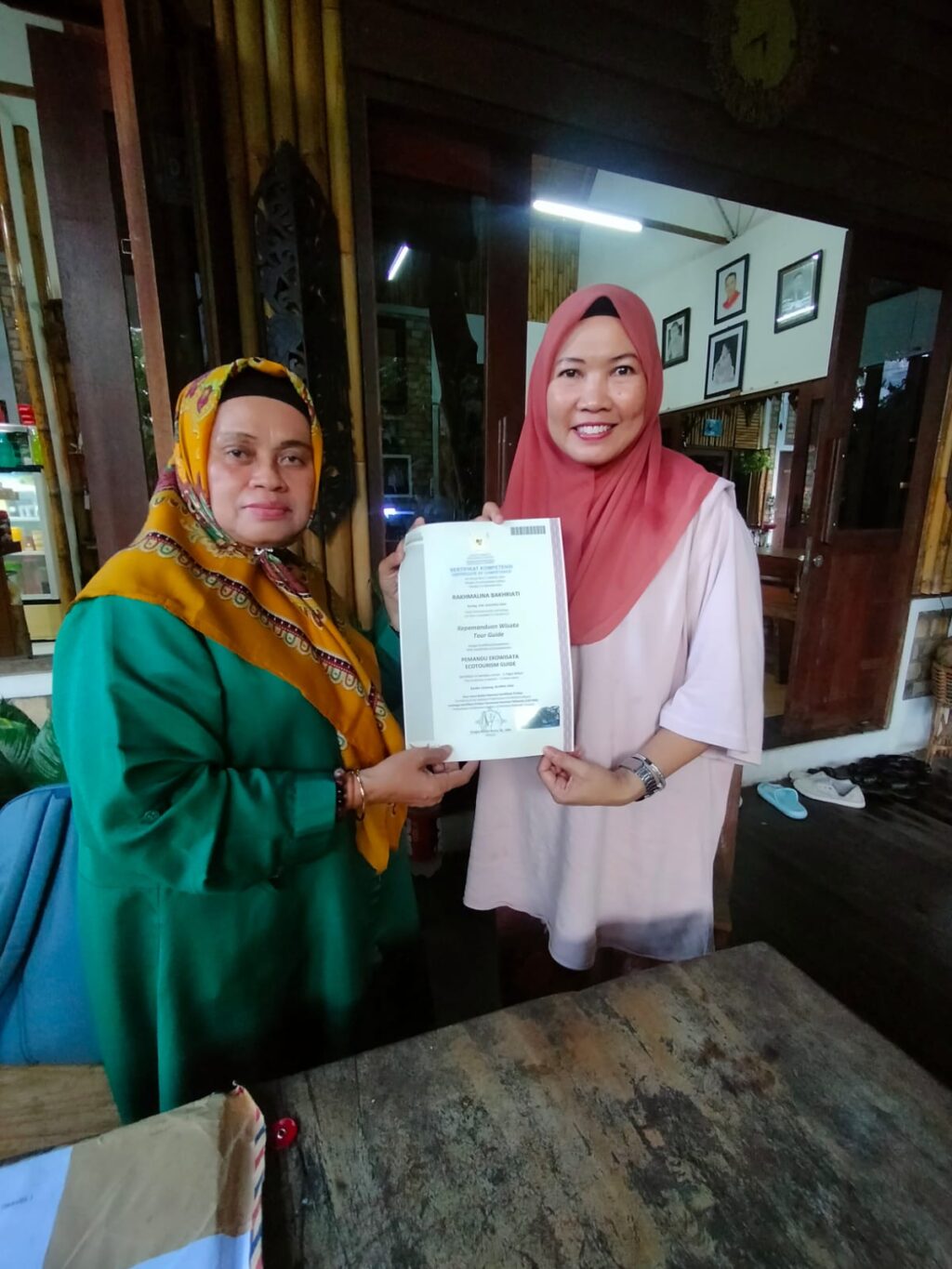 EMAK AISYAH LINA