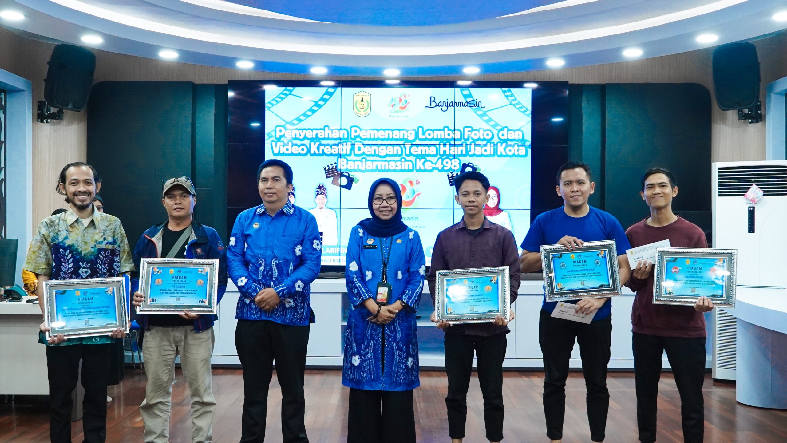 JUARA LOMBA