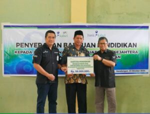 KANDANGAN DIBANTU