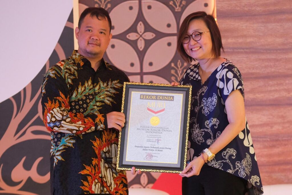 SEPATU JENAMA