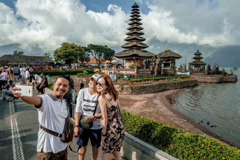 INSIDEN PARIWISATA UTAMA
