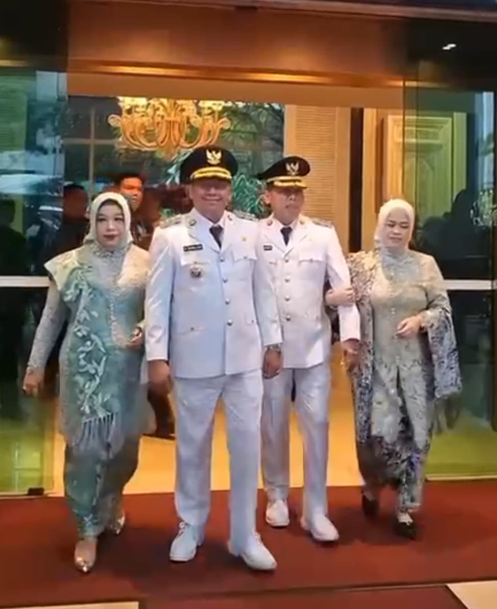 FOTO BUPATI DAN WAKIL BUPATI BARITO KUALA 1