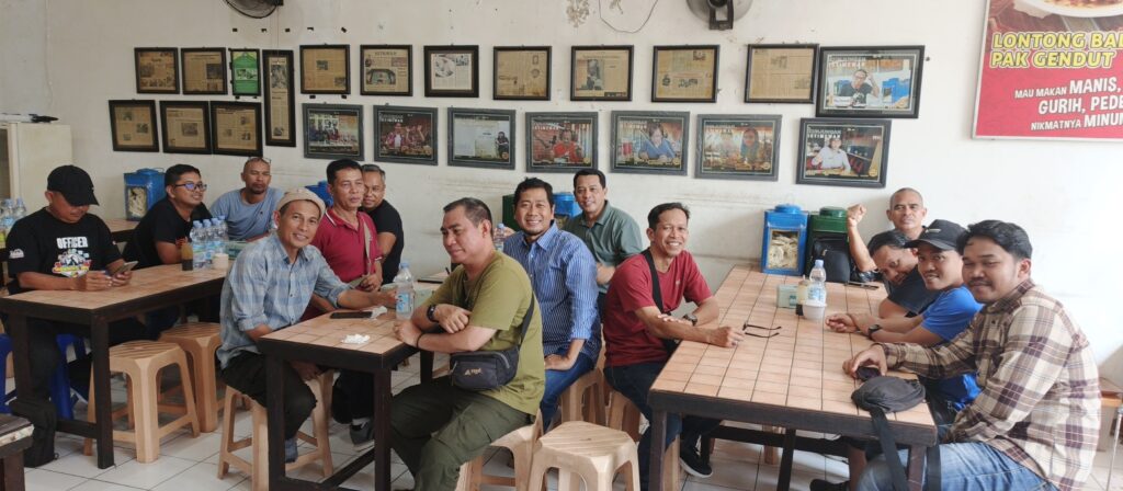 WISATAWAN KULINER