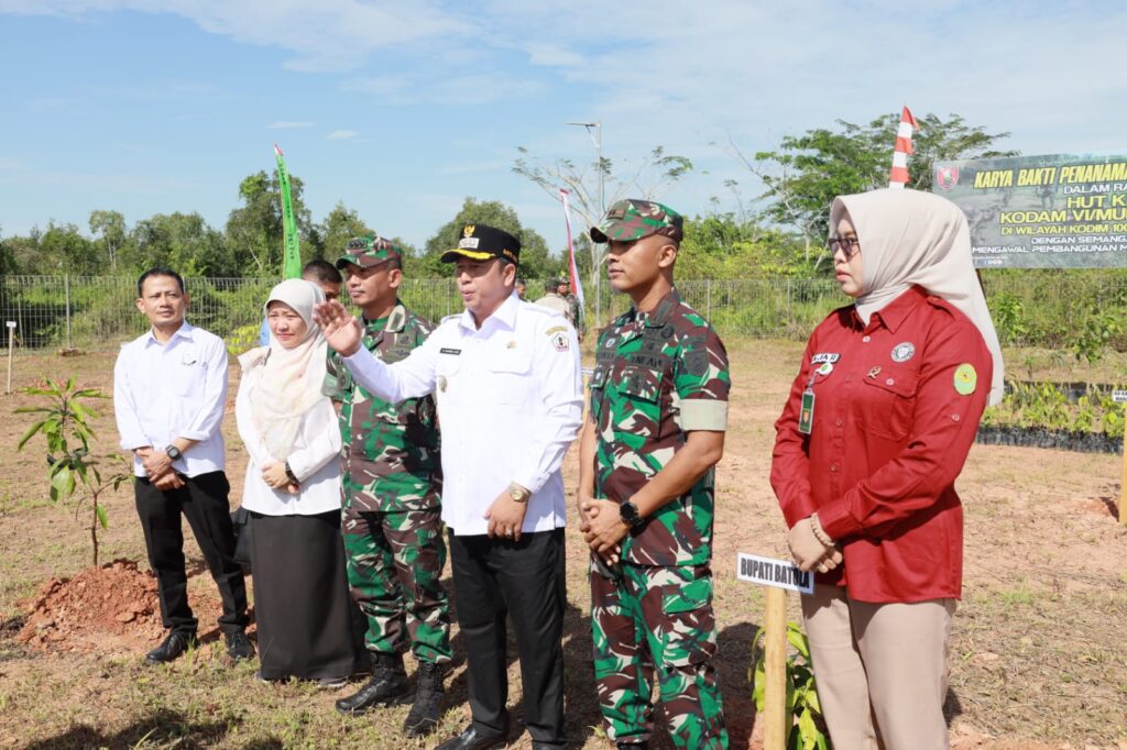 BUPATI MENANAM