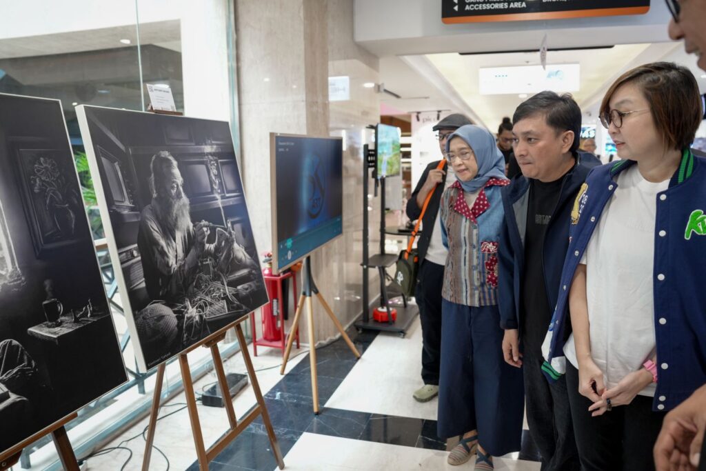 WAMENEKRAF PAMERAN FOTO UTAMA