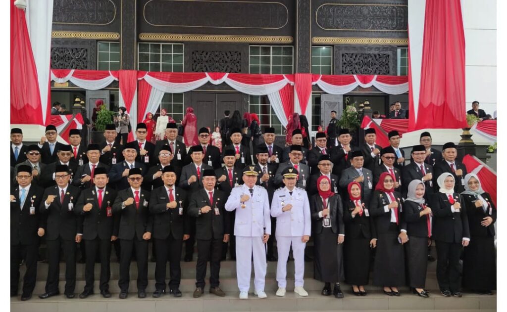 GUBERNUR HARI KEMERDEKAAN 1