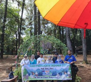 BERSIH DI HUTAN PINUS