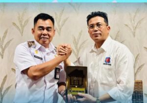 BOS AHYAT