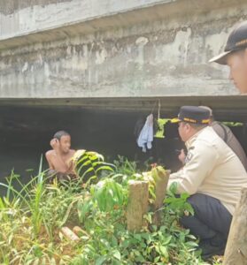 BUPATI BERTEMU WARGA