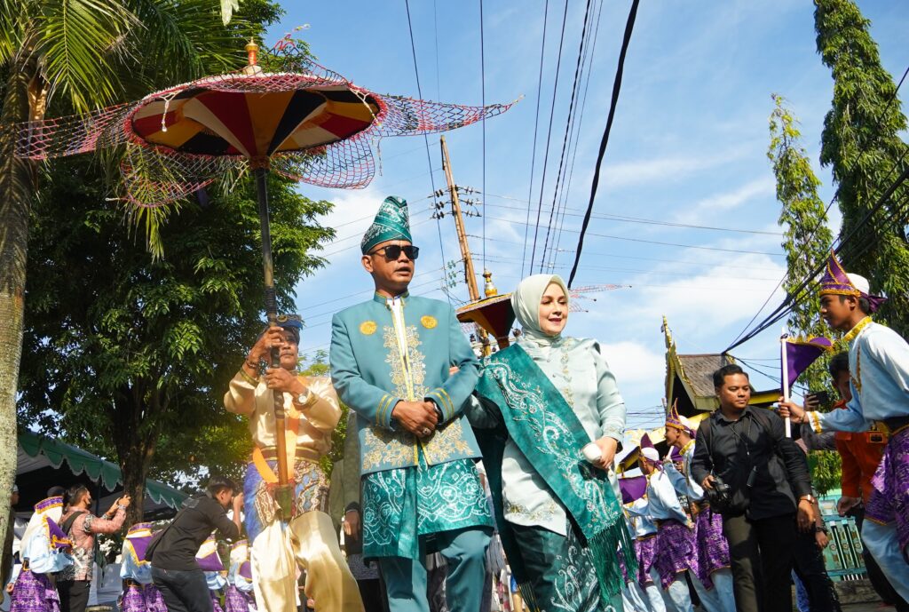 MAKAM SULTAN SURIANSYAH UTAMA