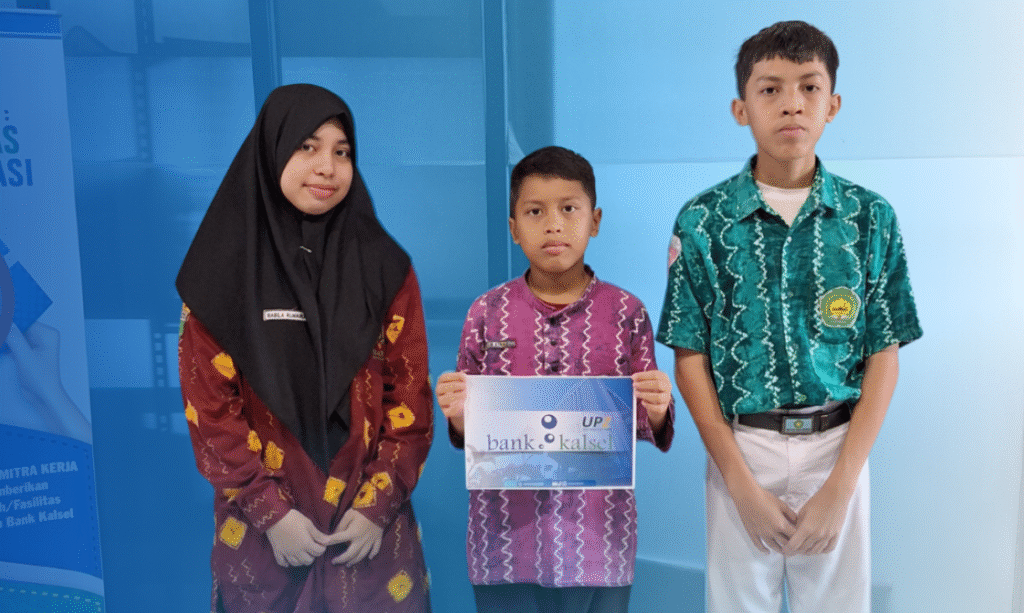 BANK KALSEL BANTUAN ANAK SD