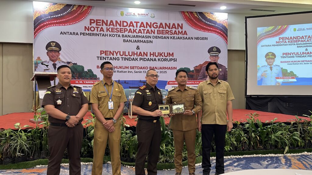 YAMIN DAN KORUPSI