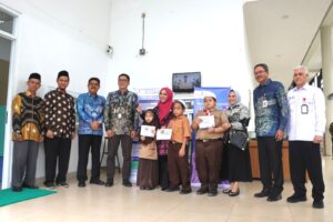MENABUNG DI UKHWAH