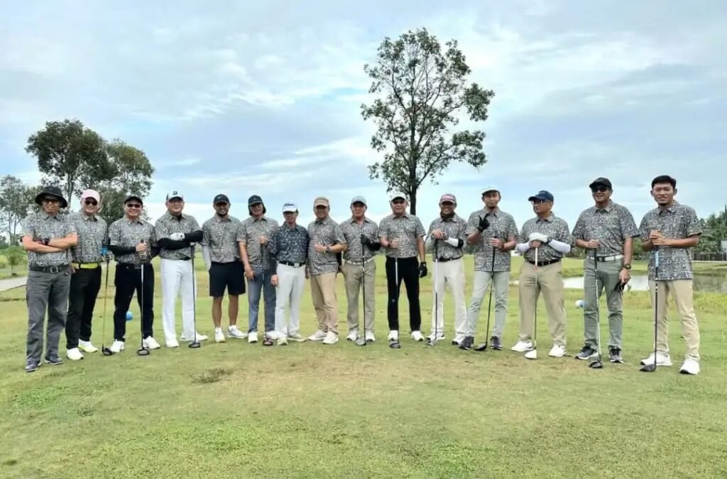 GOLF TAPIN