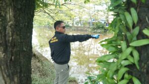 YAMIN DI LOKASI URUG
