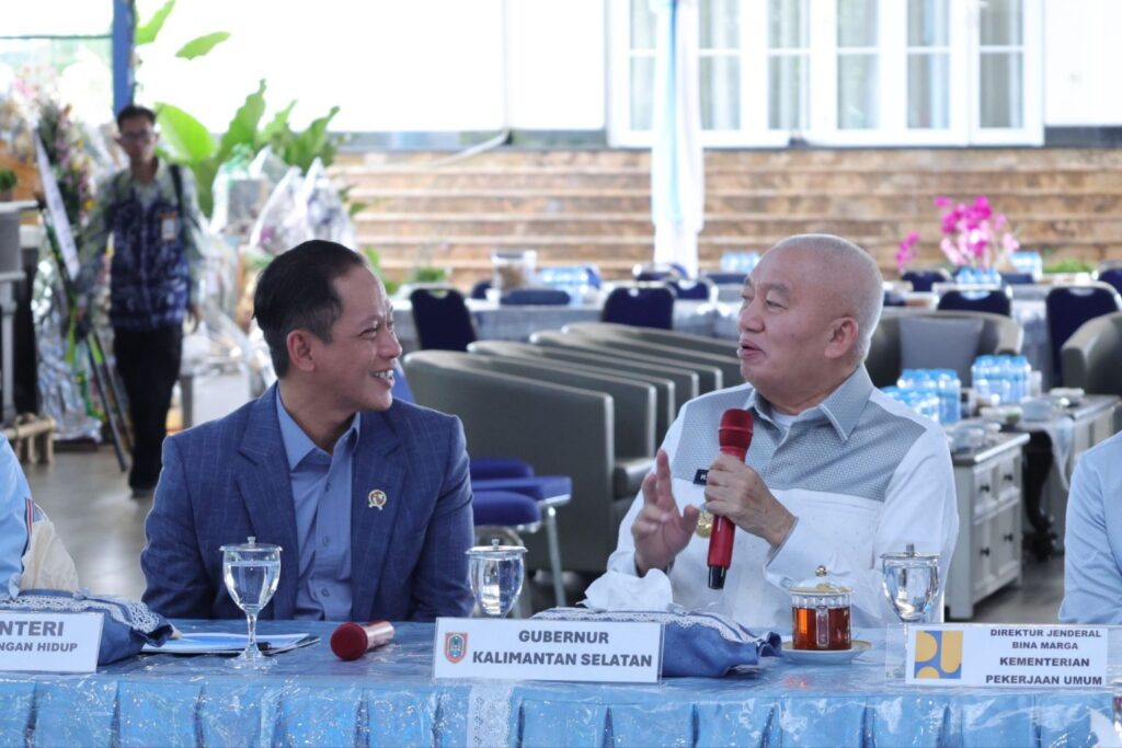 MENTERI LINGKUNGAN HIDUP 1