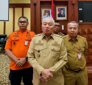 GUBERNUR SOAL PLN