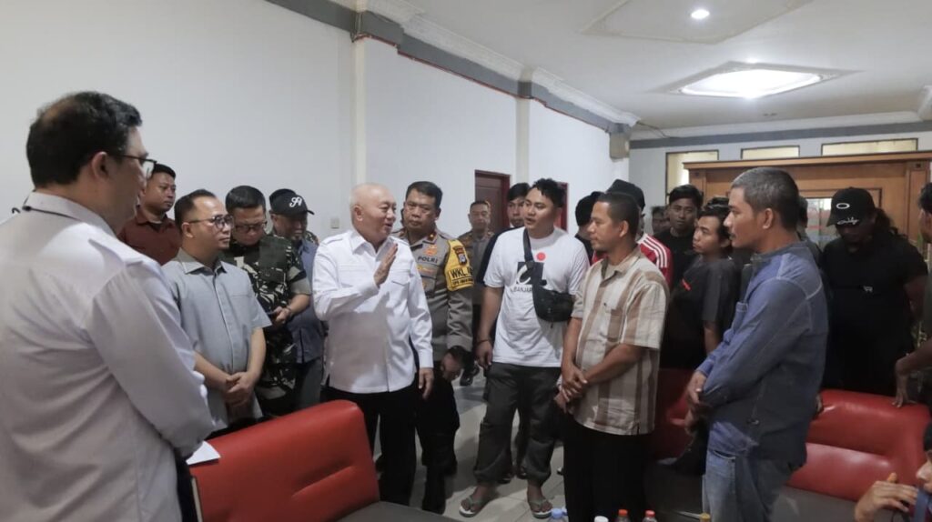 BANTUAN MUHIDIN