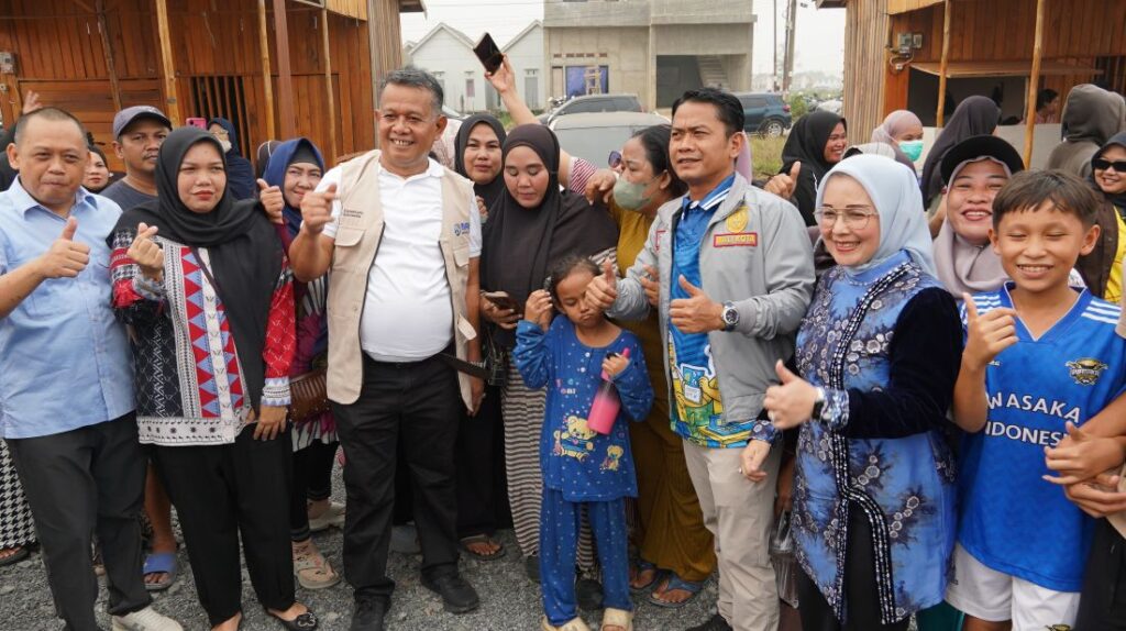 BANTUAN KARHUTLA WAMEN